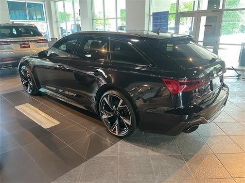 2021 Audi RS 6 Avant 4.0T quattro