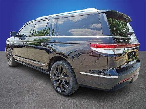 2023 Lincoln Navigator L Reserve