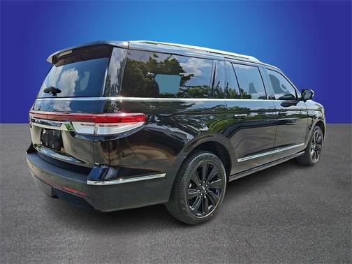 2023 Lincoln Navigator L Reserve