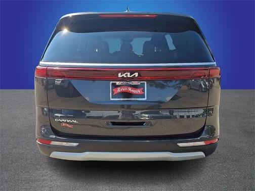 2023 Kia Carnival LX