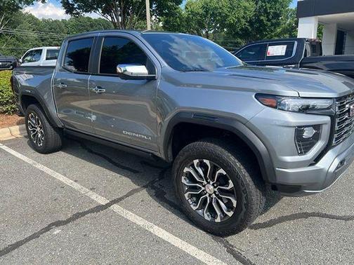 Sterling 2025 GMC Canyon Denali