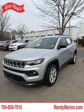 Silver Zynith 2024 Jeep Compass Latitude