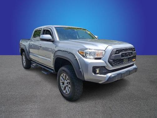 Silver Sky Metallic 2019 Toyota Tacoma SR5