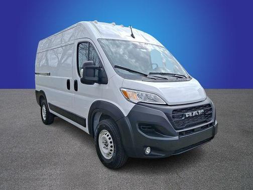 Bright White Clearcoat 2024 RAM ProMaster 2500 High Roof