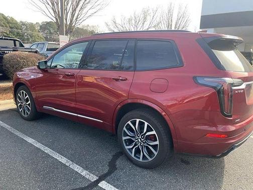 2025 Cadillac XT6 Sport AWD