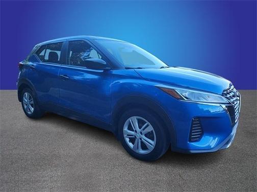 2023 Nissan Kicks S