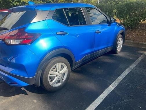 2023 Nissan Kicks S
