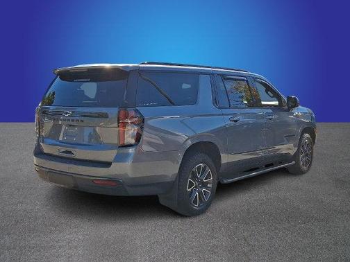 Steel Metallic 2021 Chevrolet Suburban Z71
