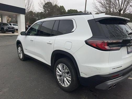 2024 GMC Acadia Elevation