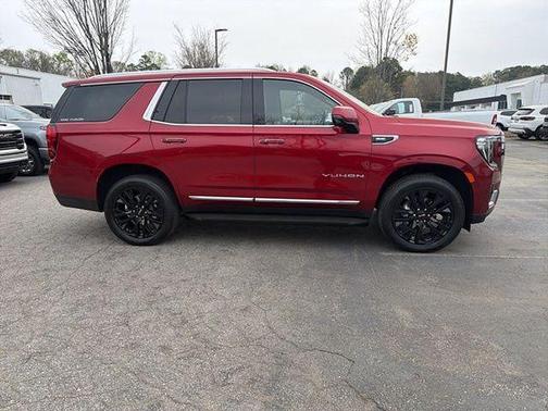Volcanic Red 2024 GMC Yukon SLT