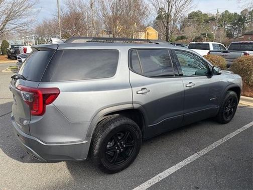 2022 GMC Acadia AT4