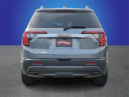 2022 GMC Acadia AT4