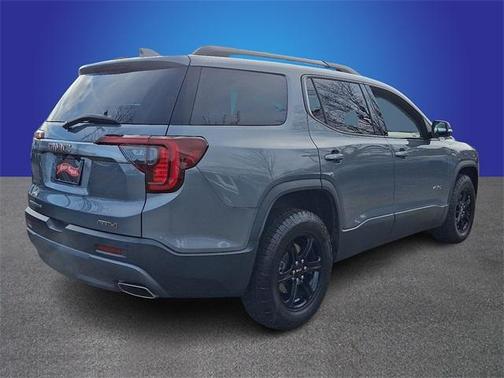 2022 GMC Acadia AT4