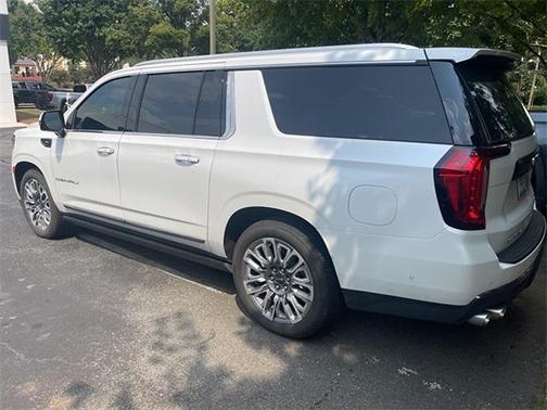 2024 GMC Yukon XL Denali Ultimate
