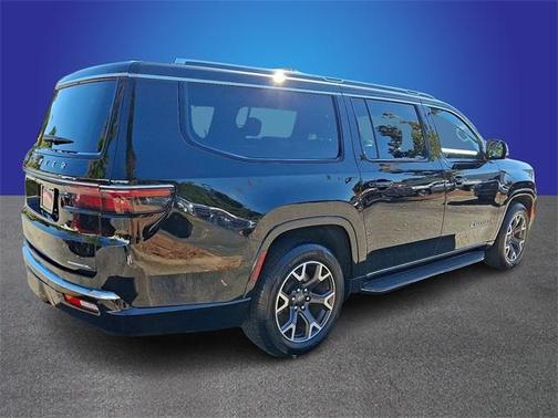 2023 Jeep Wagoneer L Series III