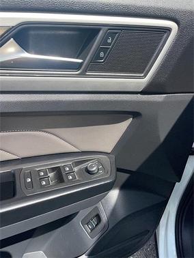 2021 Volkswagen Atlas 2.0T SE w/Technology