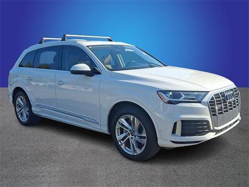 2021 Audi Q7 45 Premium Plus