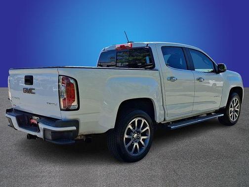 Summit White 2019 GMC Canyon Denali