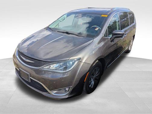 2018 Chrysler Pacifica Touring-L