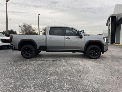 2026 GMC Sierra 2500 AT4