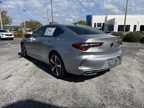 2025 Acura TLX Technology