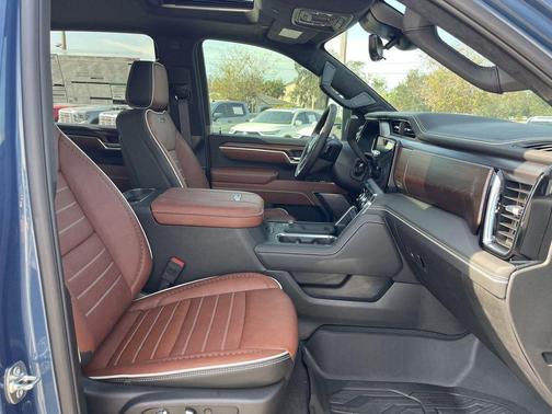 2025 GMC Sierra 2500 Denali Ultimate