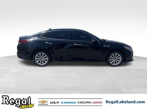 2018 Kia Optima S