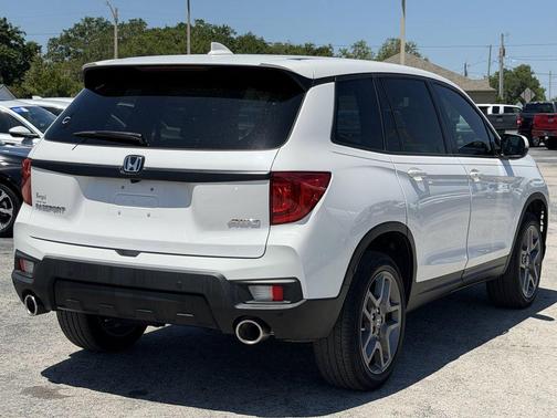 Platinum White Pearl 2023 Honda Passport EX-L