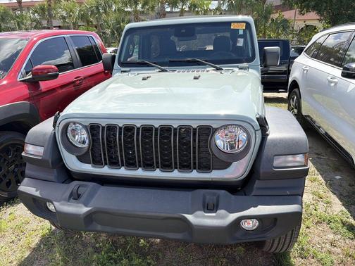 Earl Clearcoat 2024 Jeep Wrangler Sport