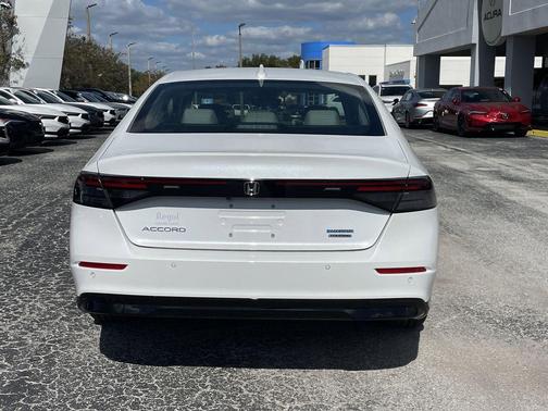 2025 Honda Accord Hybrid Touring