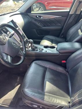 2014 INFINITI Q50 Premium