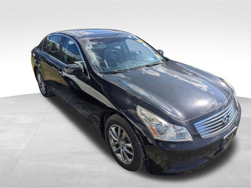 2009 INFINITI G37x Base