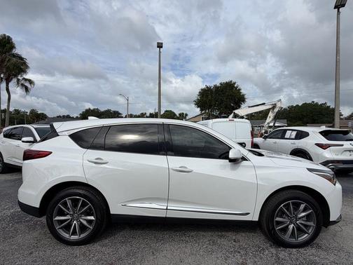 White 2022 Acura RDX Technology Package