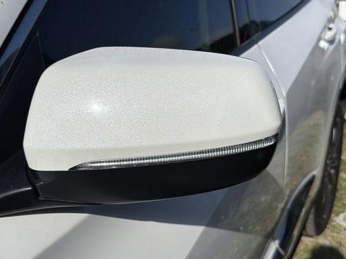 White 2022 Acura RDX Technology Package