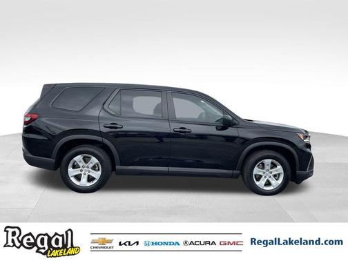 2023 Honda Pilot LX