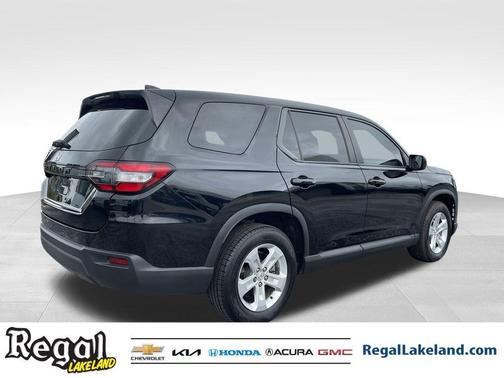 2023 Honda Pilot LX