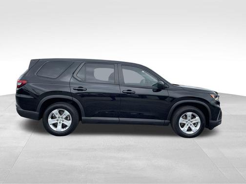 2023 Honda Pilot LX