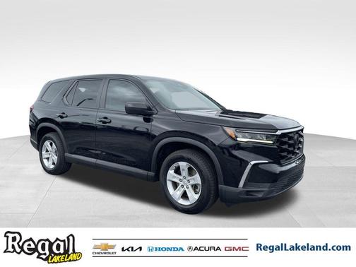 2023 Honda Pilot LX