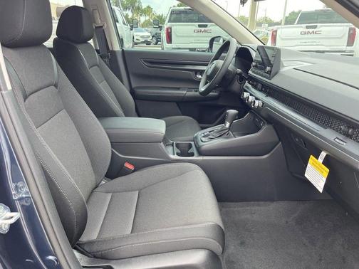 2025 Honda CR-V LX
