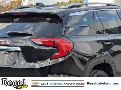 2021 GMC Terrain SLT