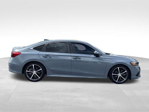 2022 Honda Civic Touring