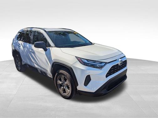 2023 Toyota RAV4 Hybrid LE