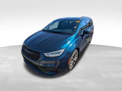 2021 Chrysler Pacifica Touring-L