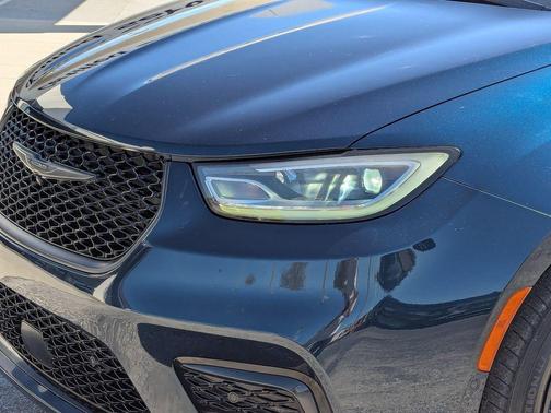 2021 Chrysler Pacifica Touring-L