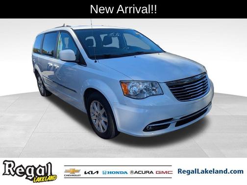 2014 Chrysler Town & Country Touring