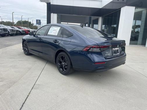 2025 Honda Accord SE