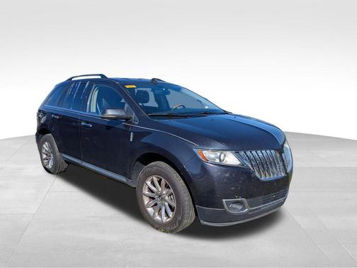 2013 Lincoln MKX Base