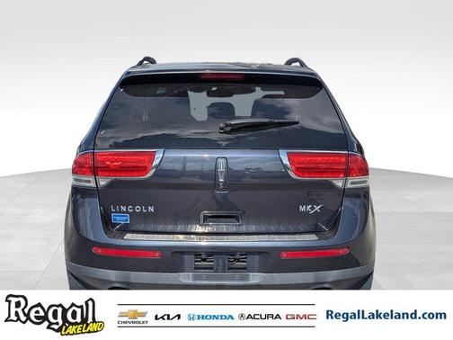 2013 Lincoln MKX Base