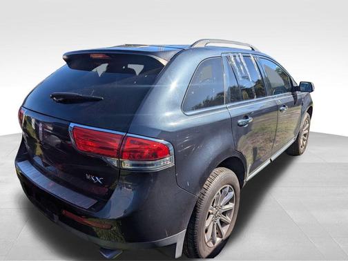 2013 Lincoln MKX Base