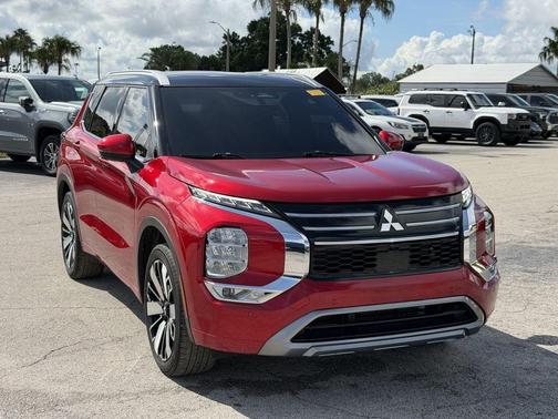 Diamond Red 2025 Mitsubishi Outlander SEL